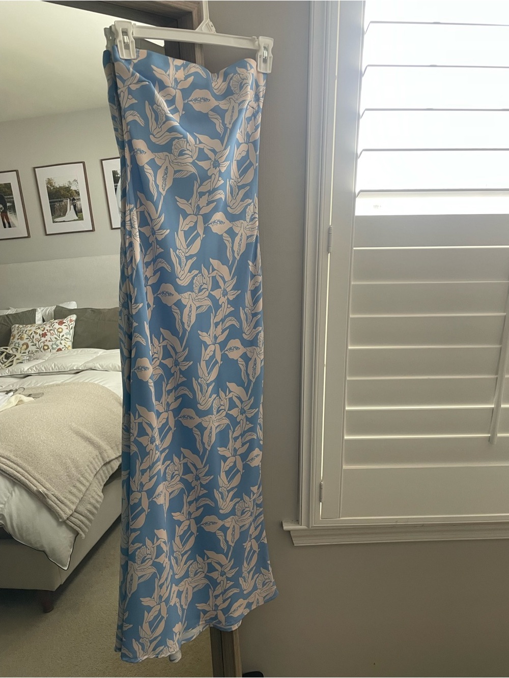RESA Anna Slip Dress (Jojo Fletcher collection) - Picture 2 of 3